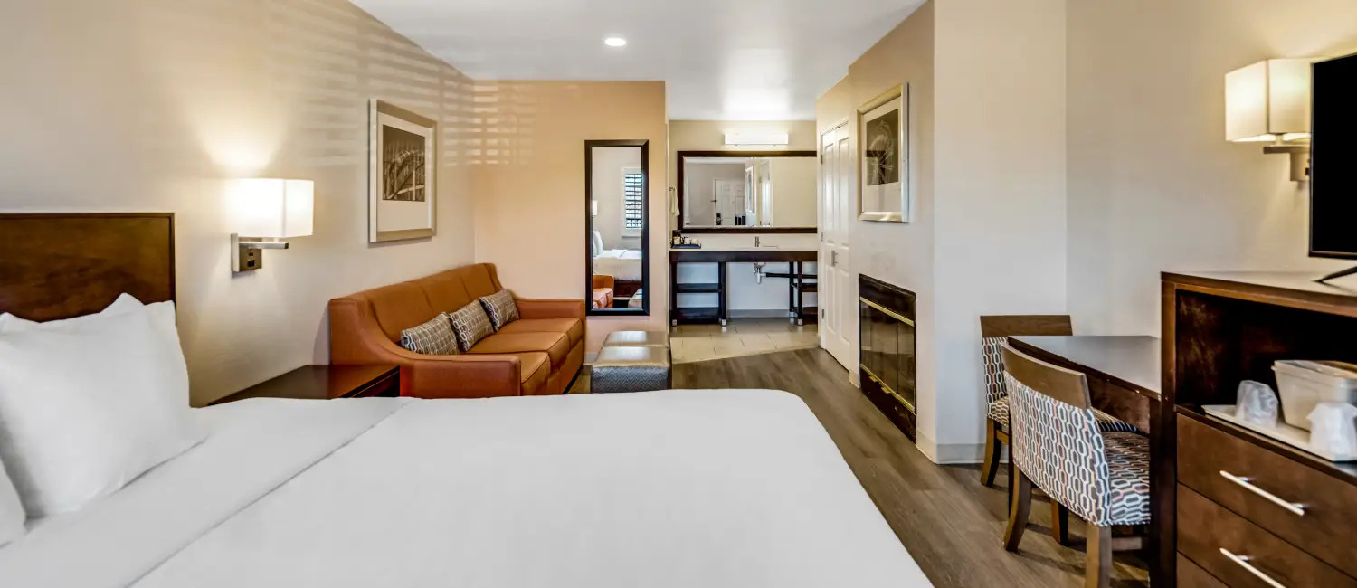 Clean And Comfortable Rooms Near Santa Cruz Beach Boardwalk
